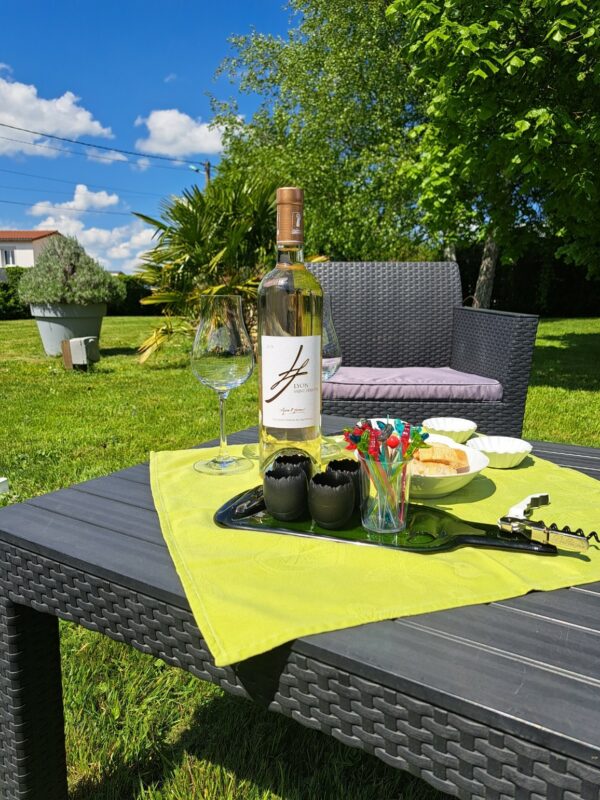 APERO